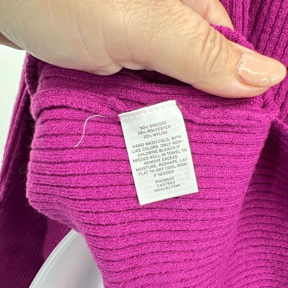 Free Press Sweater Women Small Purple Pullover Long Sleeve VNeck Knit Soft AS IS - Picture 12 of 13